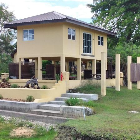 Crooкed Tree Lodge Belize Crooked Tree Экстерьер фото