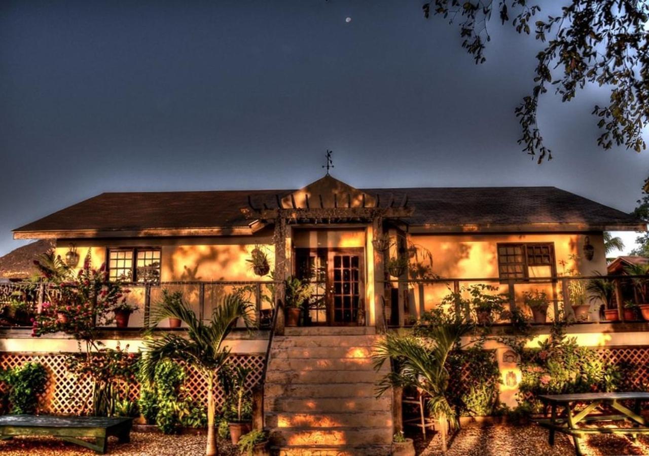 Crooкed Tree Lodge Belize Crooked Tree Экстерьер фото