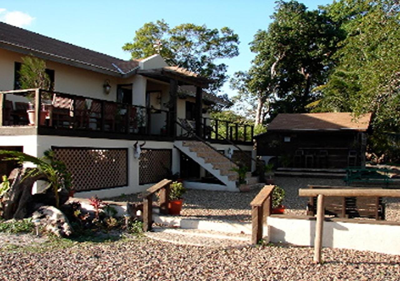 Crooкed Tree Lodge Belize Crooked Tree Экстерьер фото